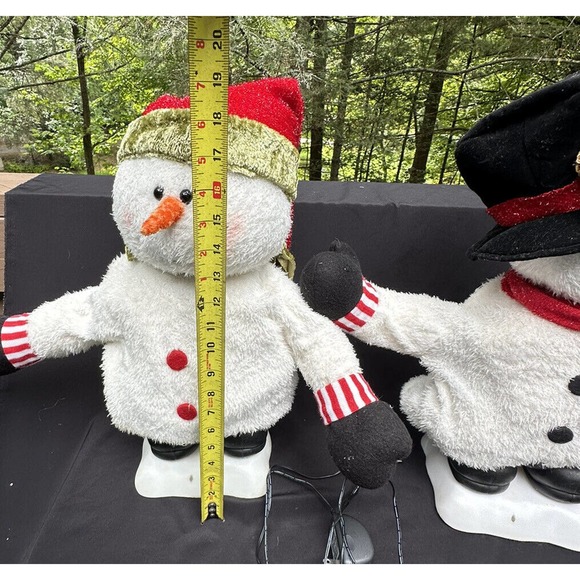 2 FIB Burton and Burton Snowmen 20” Tall - Couldn’t Get Them To Work. For Parts. - Picture 10 of 12
